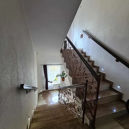 Guest house Lilia Leba