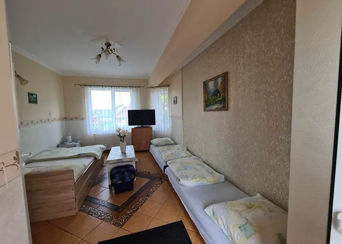 招待所 Lilia 莱鲍