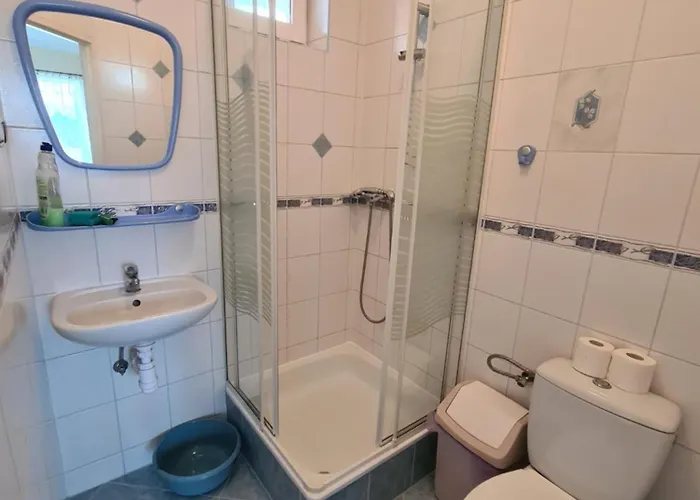 招待所 Lilia 莱鲍